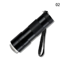 Load image into Gallery viewer, UV Flashlight w/ Silicone
